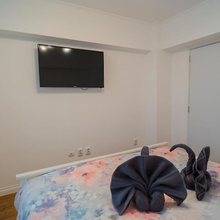 Cozy & Spacious 2Br Apartment With Netflix Bukurešť Exteriér fotografie
