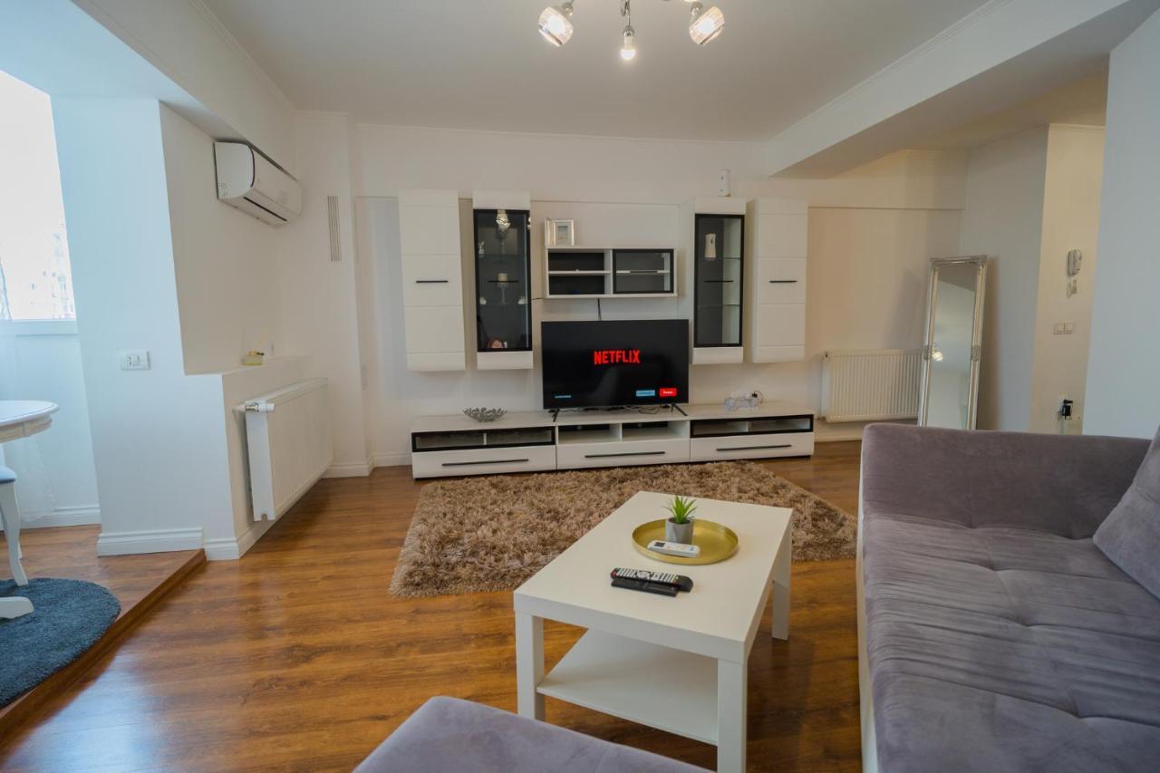 Cozy & Spacious 2Br Apartment With Netflix Bukurešť Exteriér fotografie