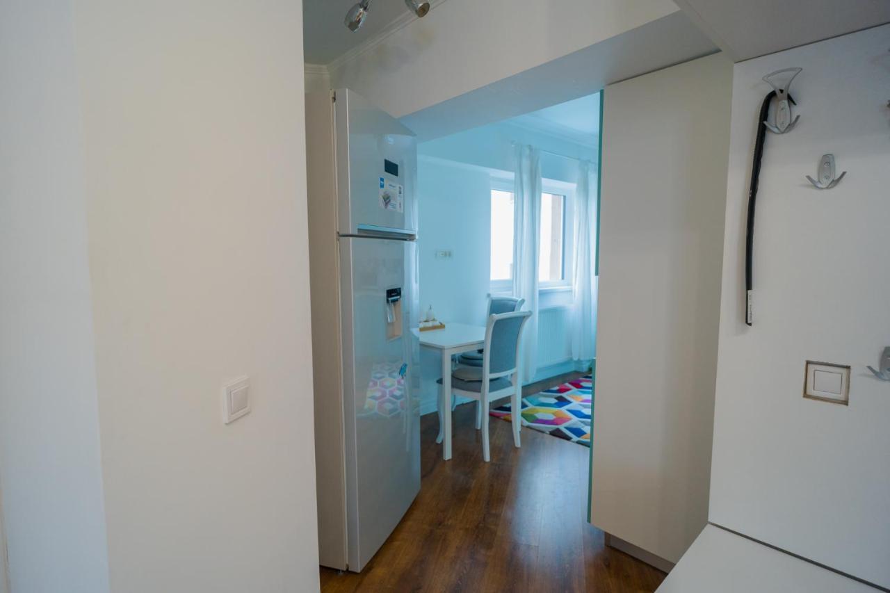 Cozy & Spacious 2Br Apartment With Netflix Bukurešť Exteriér fotografie