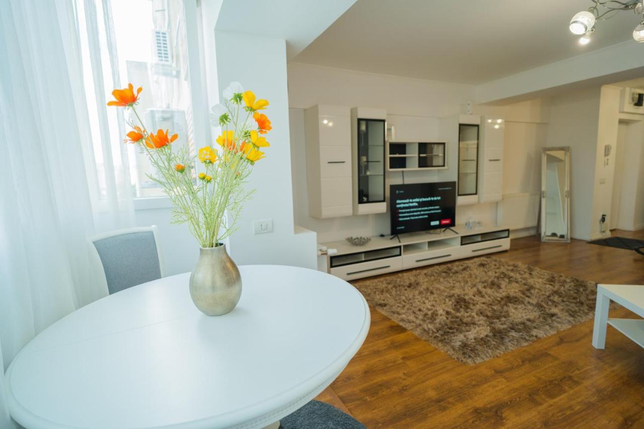 Cozy & Spacious 2Br Apartment With Netflix Bukurešť Exteriér fotografie
