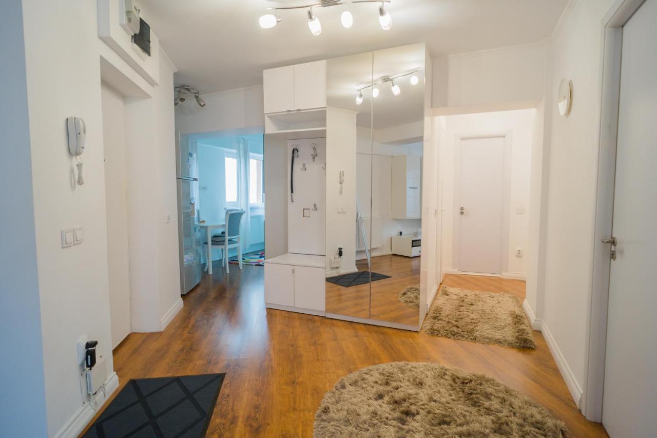 Cozy & Spacious 2Br Apartment With Netflix Bukurešť Exteriér fotografie