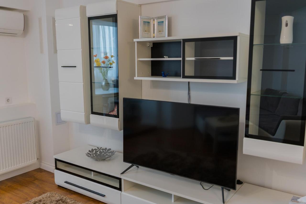 Cozy & Spacious 2Br Apartment With Netflix Bukurešť Exteriér fotografie