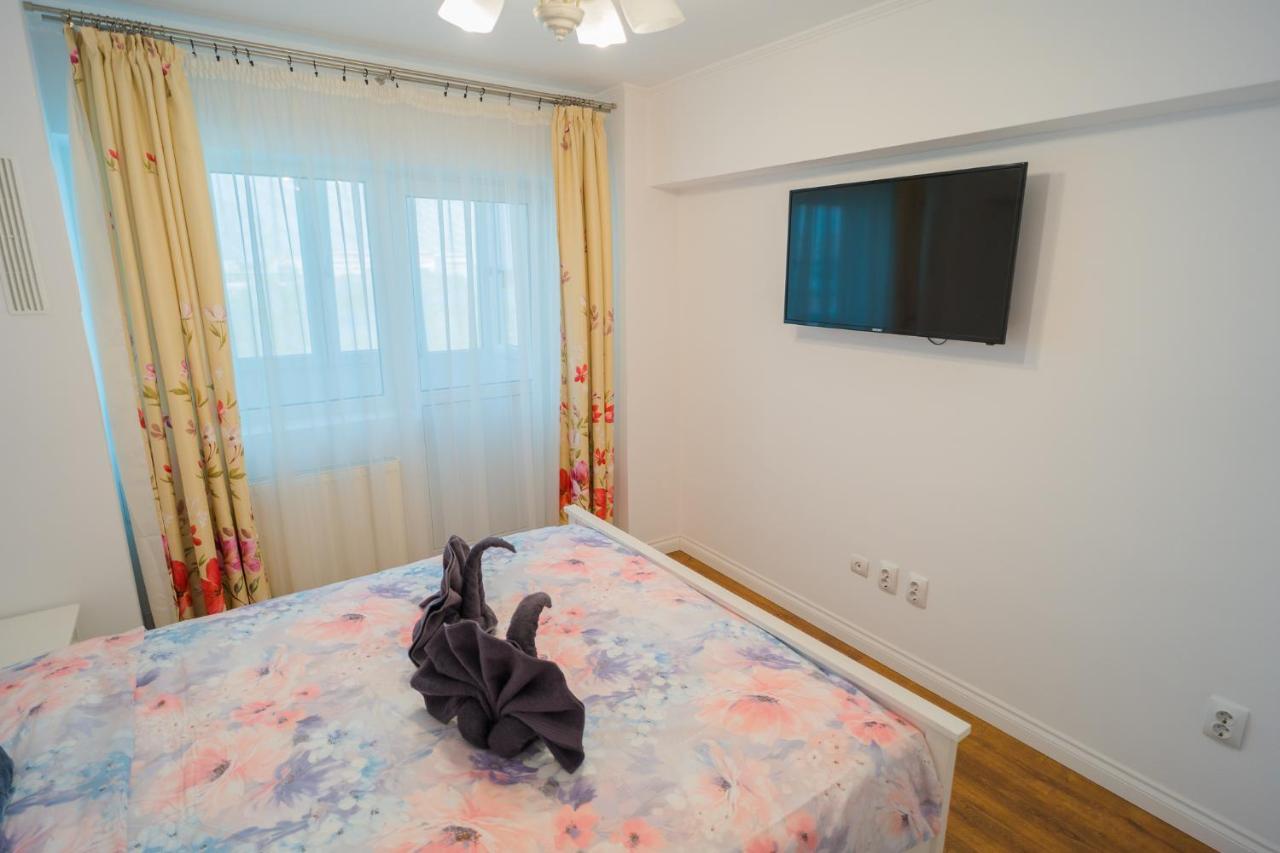 Cozy & Spacious 2Br Apartment With Netflix Bukurešť Exteriér fotografie