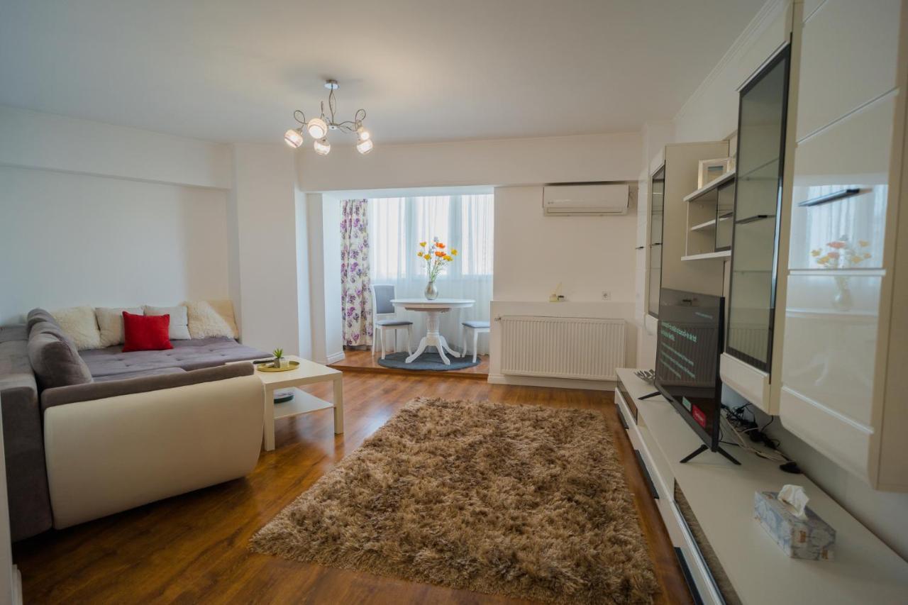 Cozy & Spacious 2Br Apartment With Netflix Bukurešť Exteriér fotografie