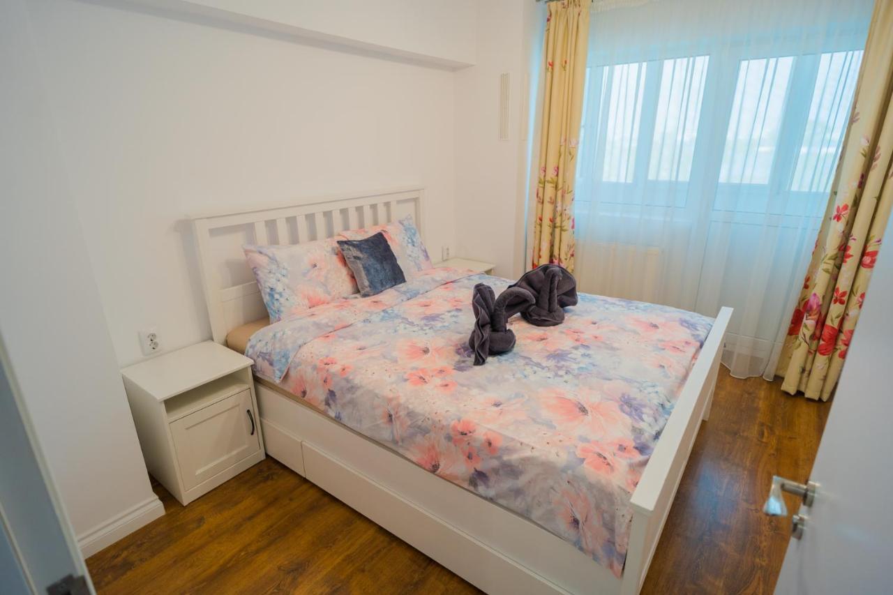 Cozy & Spacious 2Br Apartment With Netflix Bukurešť Exteriér fotografie
