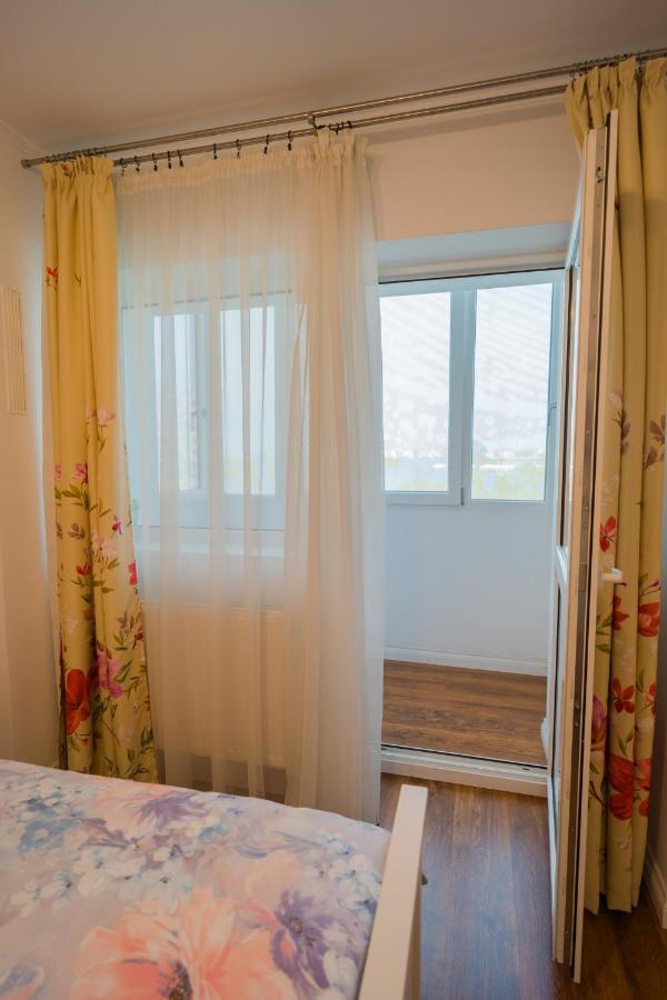 Cozy & Spacious 2Br Apartment With Netflix Bukurešť Exteriér fotografie